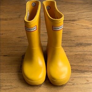Hunter boots boys 8 girls 9
